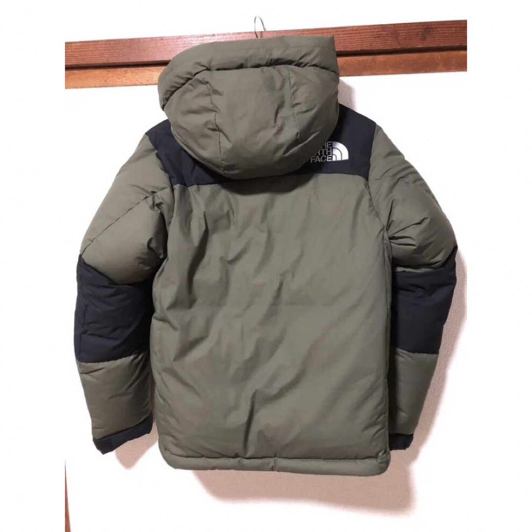 THE NORTH FACE(ザノースフェイス)の【未使用】ザノースフェイスバルトロライトジャケット ニュートープ XS メンズのジャケット/アウター(ダウンジャケット)の商品写真