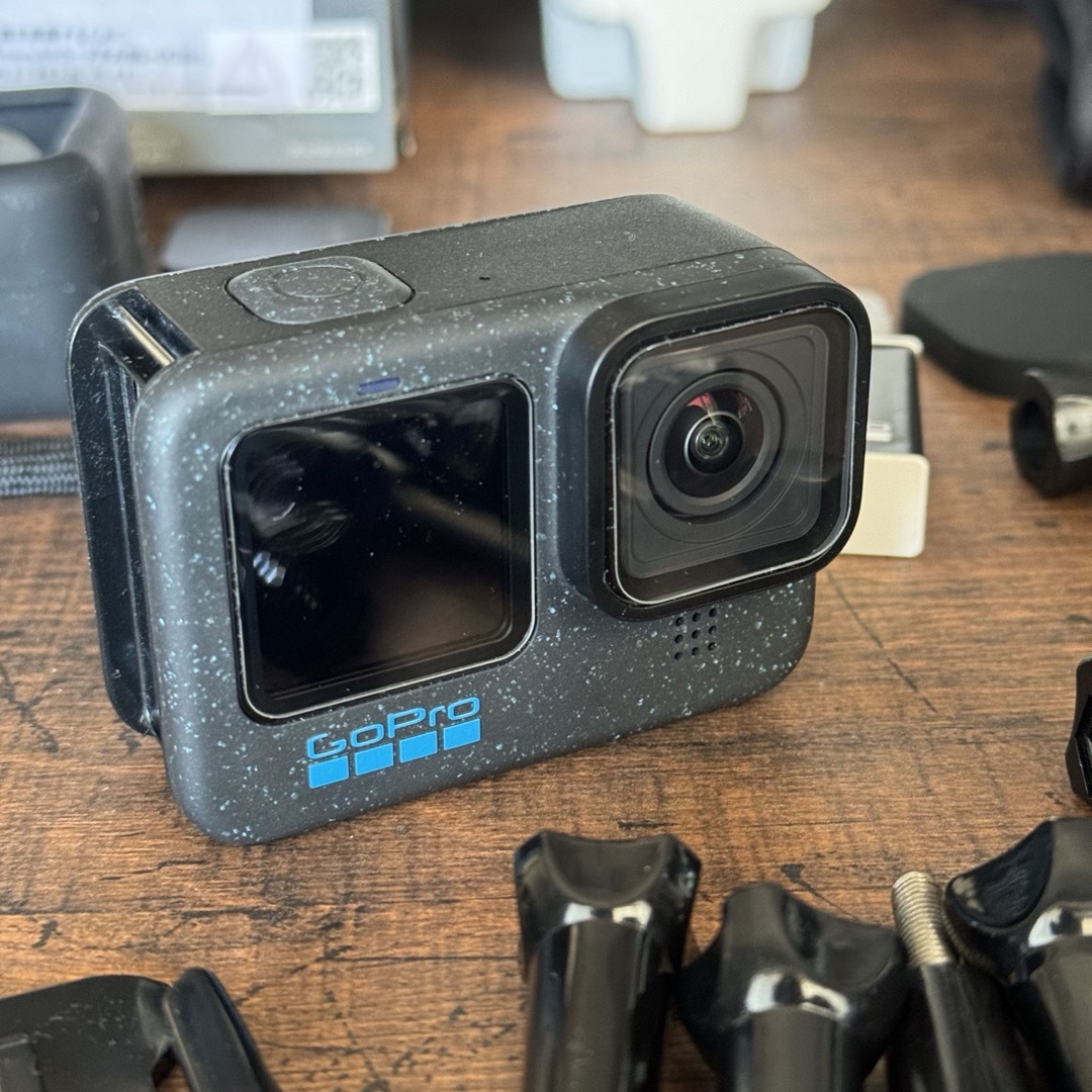 GoPro(ゴープロ)の2023年モデル GoPro Hero 12 Black ゴープロ  スマホ/家電/カメラのカメラ(ビデオカメラ)の商品写真