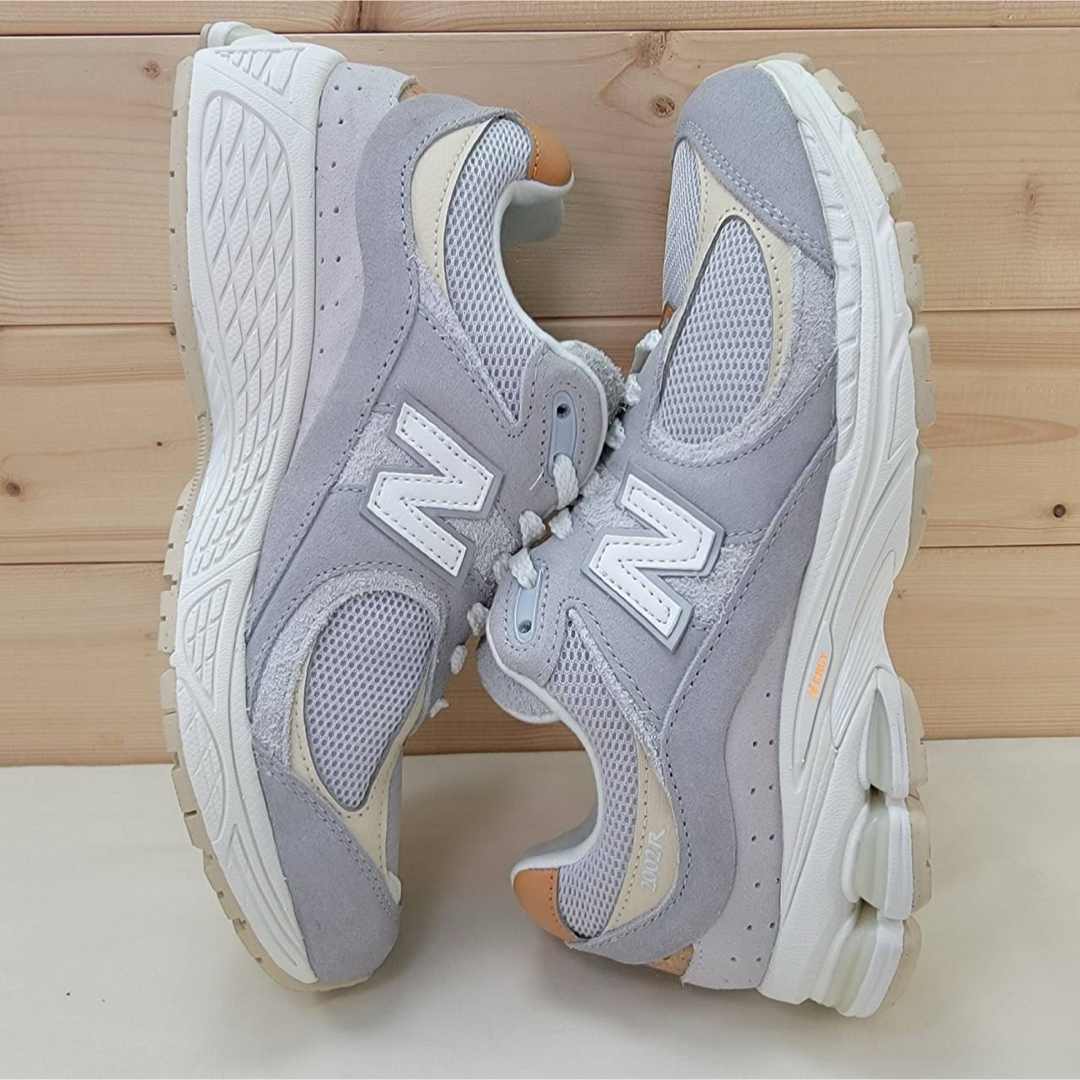 New Balance(ニューバランス)のニューバランス M2002RSB ライトグレー 25cm レディースの靴/シューズ(スニーカー)の商品写真