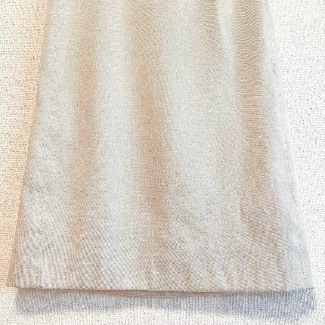 martinique(マルティニーク)の上品なお色とシルエット♪　ベルト付きタイトスカート　M　ベージュ レディースのスカート(ひざ丈スカート)の商品写真