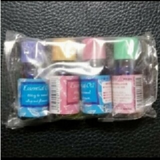 【送料無料】エッセンシャルオイル〔10ml/4本組〕♪4つの香りを満喫♪(アロマオイル)