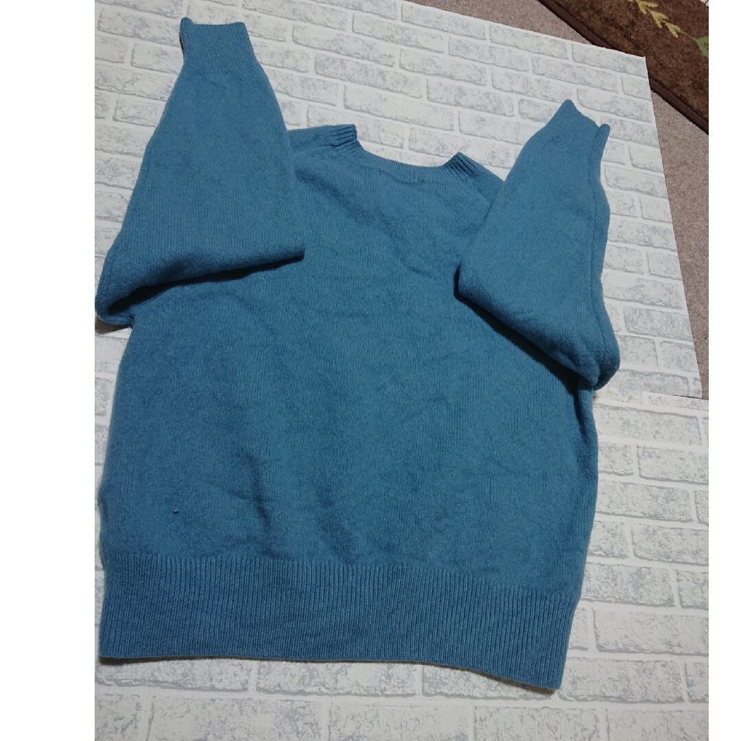 UNIQLO(ユニクロ)のプレミアムラムウールセーター☆ブルー レディースのトップス(ニット/セーター)の商品写真