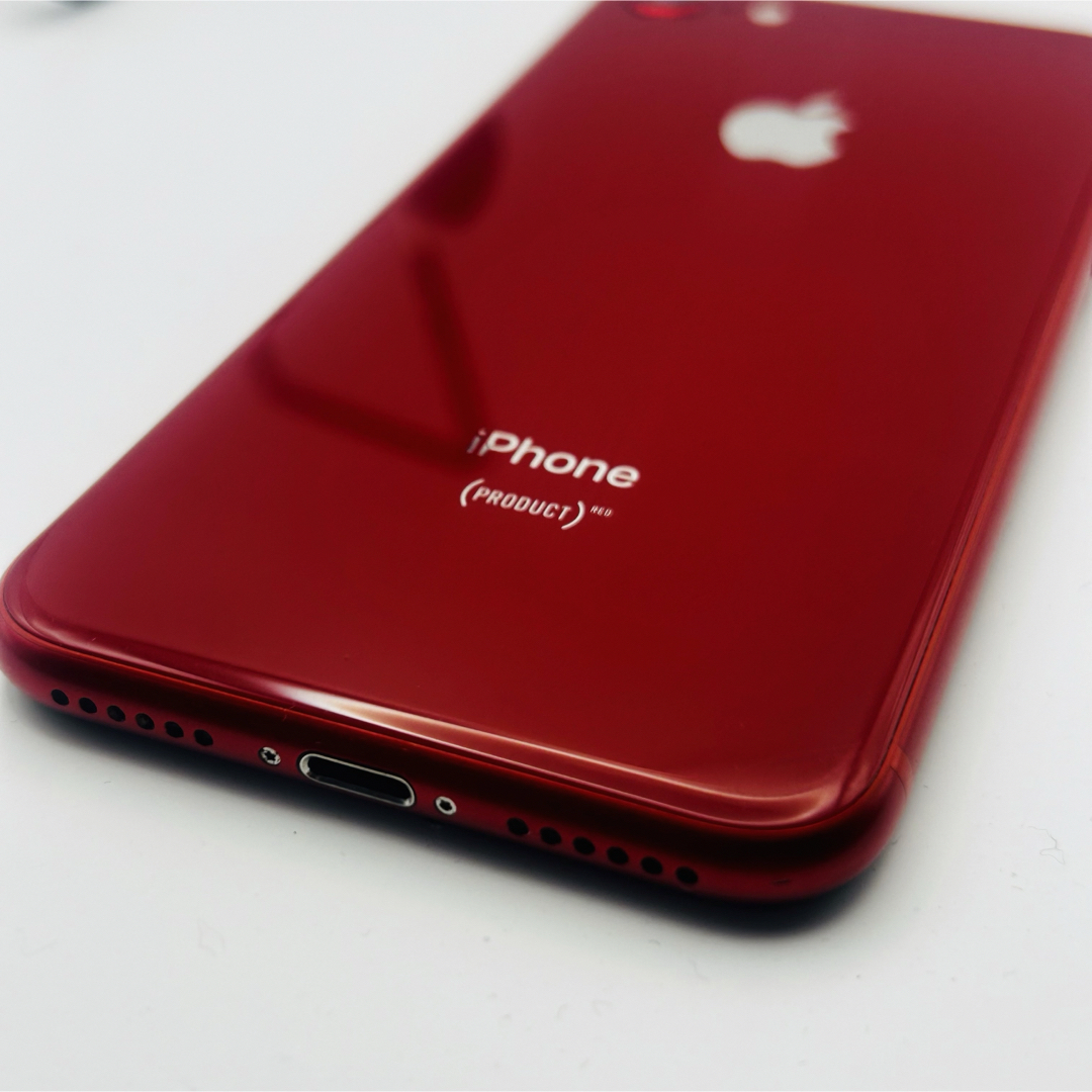 iPhone(アイフォーン)のiPhone8 256GB simフリー プロダクトレッドproduct RED スマホ/家電/カメラのスマートフォン/携帯電話(スマートフォン本体)の商品写真