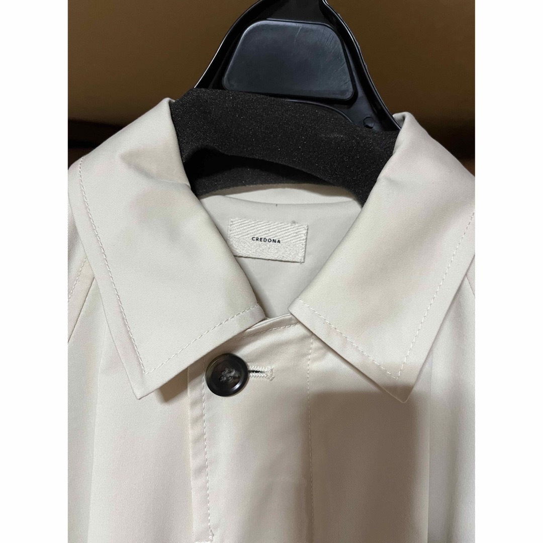 credonaインバーテッドプリーツオーバーコートホワイト レディースのジャケット/アウター(ロングコート)の商品写真