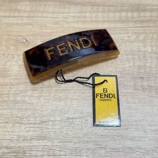 フェンディ(FENDI)の高島屋購入　未使用品　オールドFENDI フェンディバレッタ　送料無料(バレッタ/ヘアクリップ)