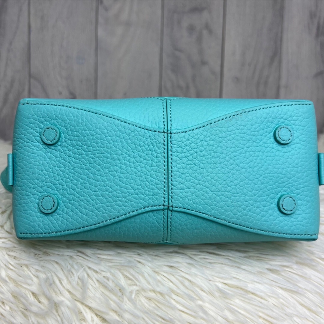 美品♡現行品♡トリヨンレザー♡ティファニー ブルー 2way 美品♡現行品♡トリヨンレザー♡ティファニー ブルー 2way