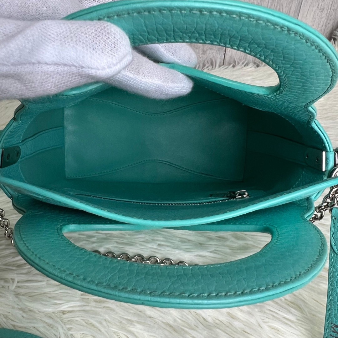 美品♡現行品♡トリヨンレザー♡ティファニー ブルー 2way 美品♡現行品♡トリヨンレザー♡ティファニー ブルー 2way