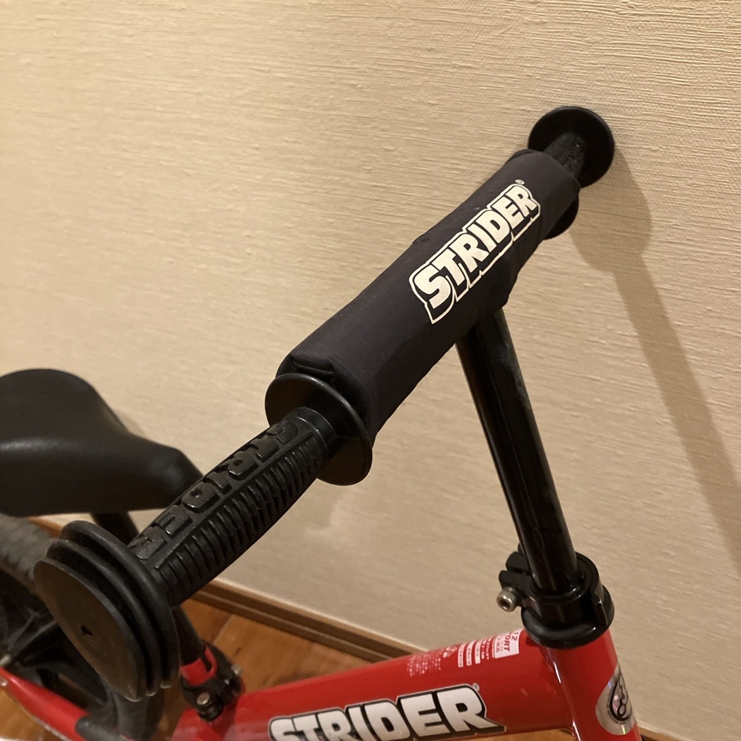 STRIDA(ストライダ)の【正規品】STRIDER ストライダースポーツ 12インチ レッド　キッズ キッズ/ベビー/マタニティの外出/移動用品(自転車)の商品写真