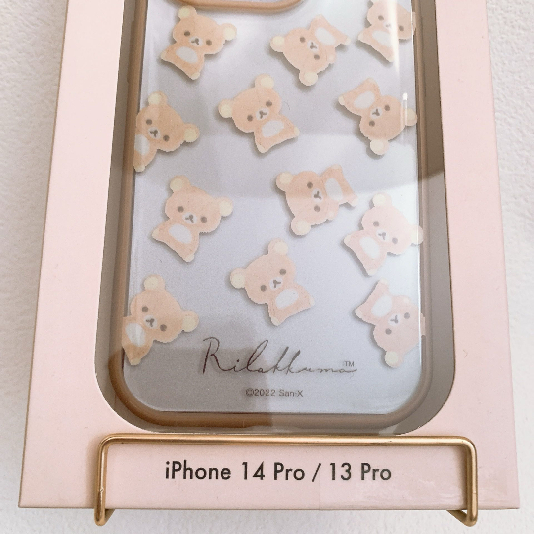 サンエックス(サンエックス)のIIIIfit リラックマ iPhone14 13 Pro スマホケース スマホ/家電/カメラのスマホアクセサリー(iPhoneケース)の商品写真