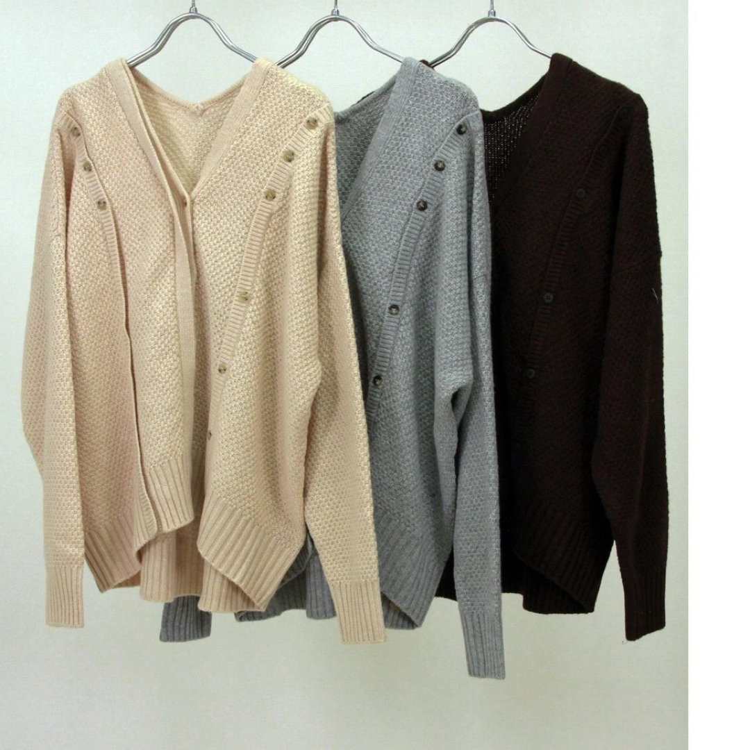 little $uzie(リトルスージー)のlittle suzie Button Layered Cardigan レディースのトップス(カーディガン)の商品写真