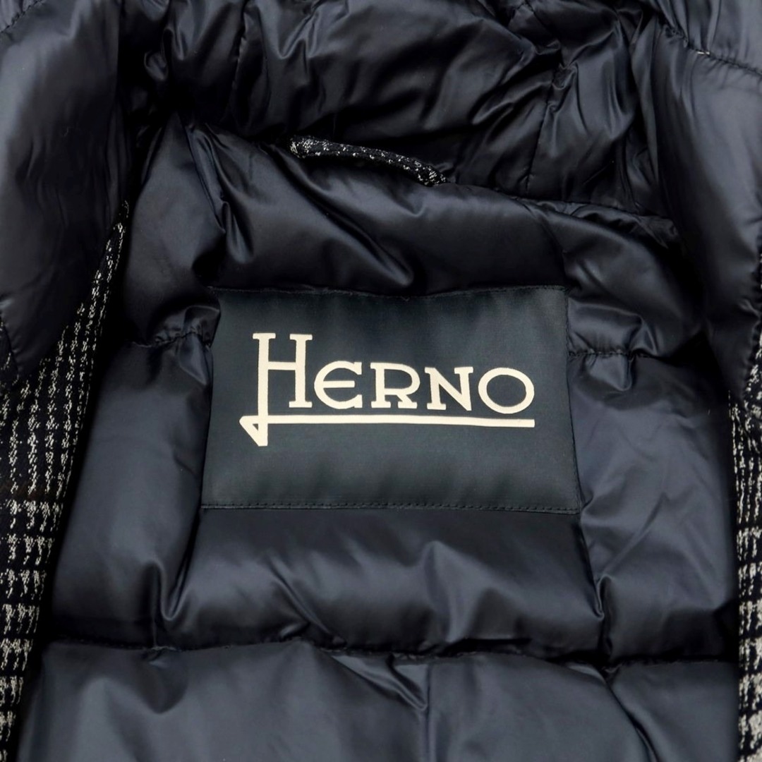HERNO(ヘルノ)の【中古】ヘルノ Herno ツイーディーナイロン チェック ダウンジャケット ダークネイビーxホワイト×ダークブラウン【サイズ48】【メンズ】 メンズのジャケット/アウター(ダウンジャケット)の商品写真