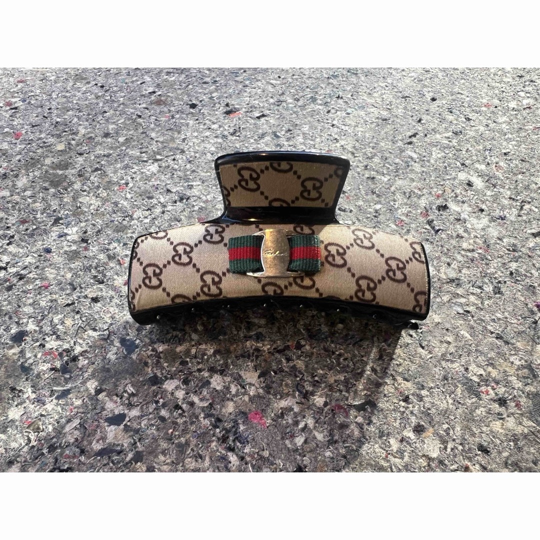 GUCCI ヘアクリップ | フリマアプリ ラクマ GUCCI ヘアクリップ | フリマアプリ ラクマ