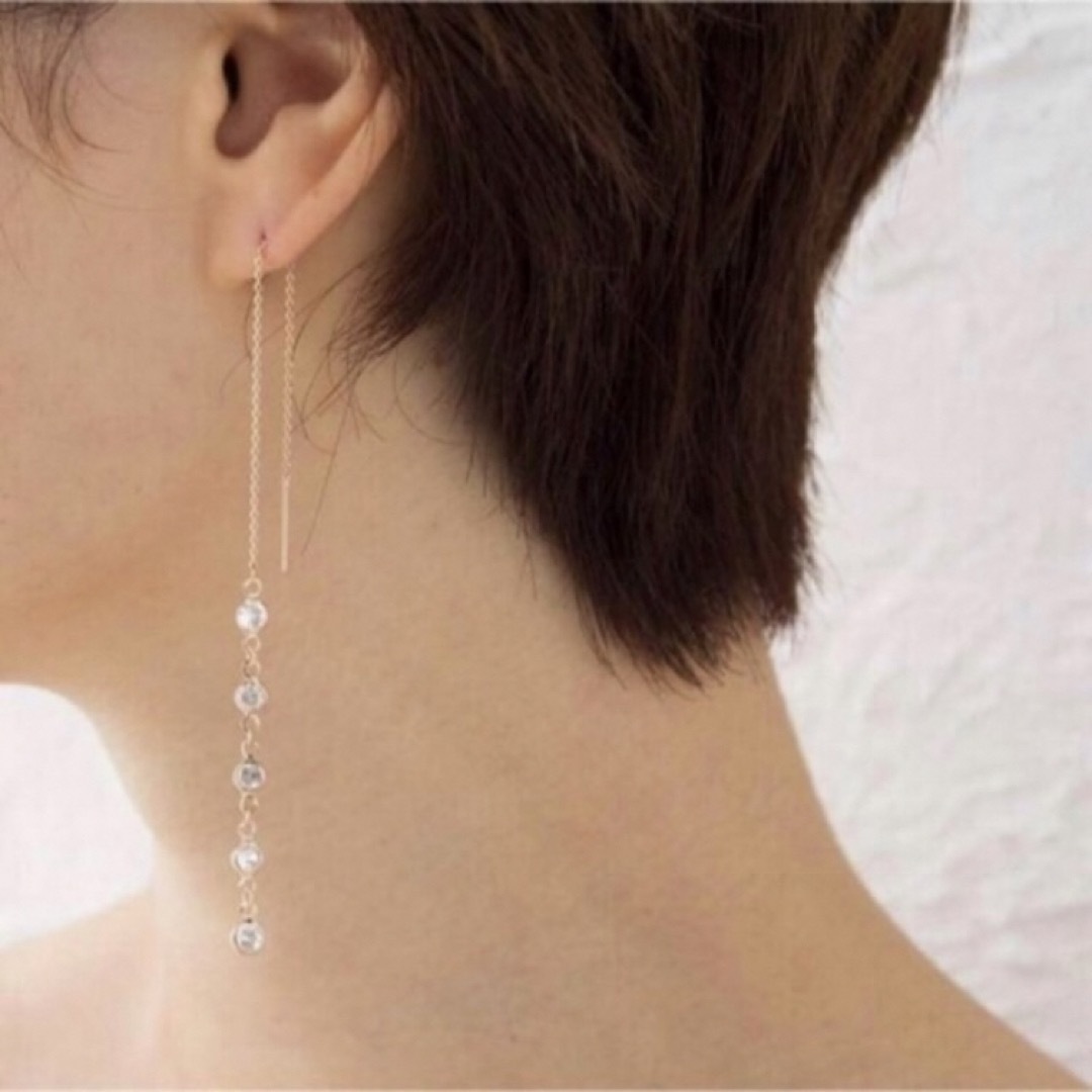 SWAROVSKI(スワロフスキー)のスワロフスキージルコニア スウィング ロングチェーン アメリカンピアス レディースのアクセサリー(ピアス)の商品写真