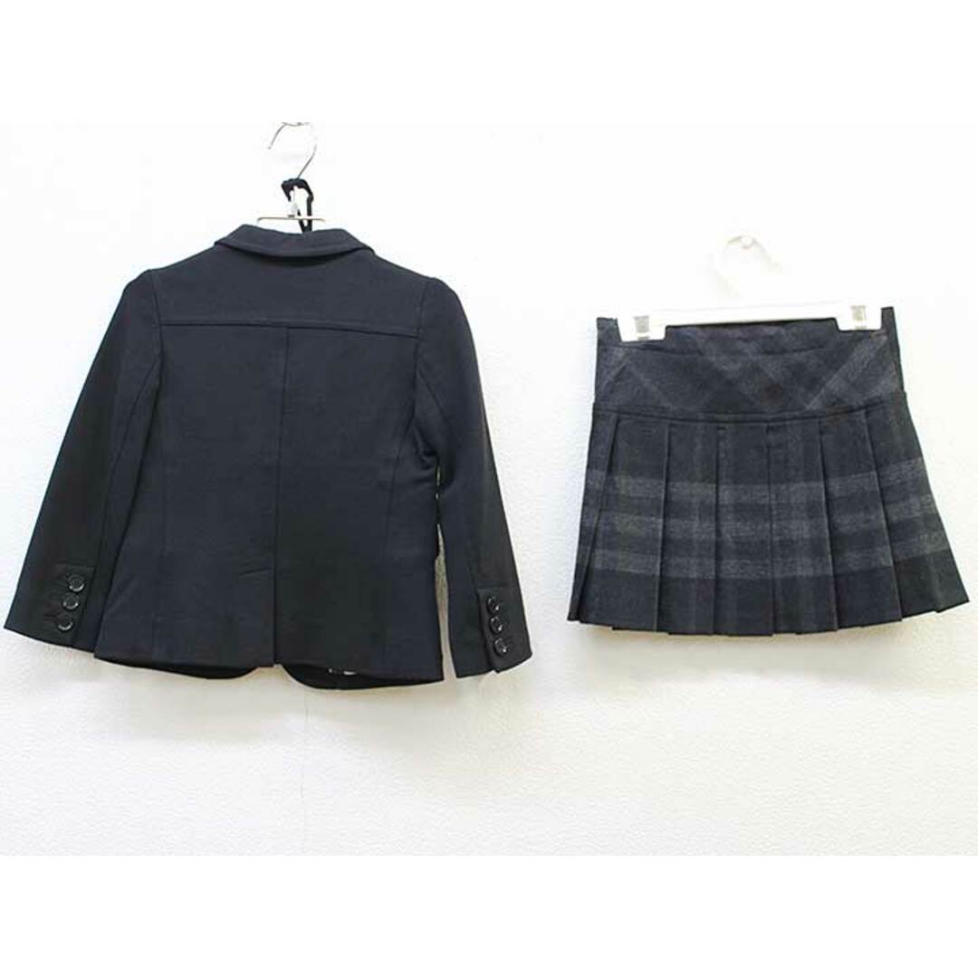 BURBERRY(バーバリー)の【新入荷!】▼バーバリー/BURBERRY▼104cm(4Y) スーツ 黒×グレー  フォーマル 入園式 卒園式 入学式 結婚式 冠婚葬祭 発表会 謝恩会 【中古】子供服 キッズ kids 女の子 fml 011042 キッズ/ベビー/マタニティのキッズ服女の子用(90cm~)(その他)の商品写真