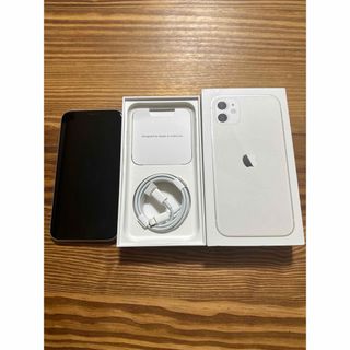 アイフォーン(iPhone)のiphone11 64gb simフリー　シルバー(スマートフォン本体)