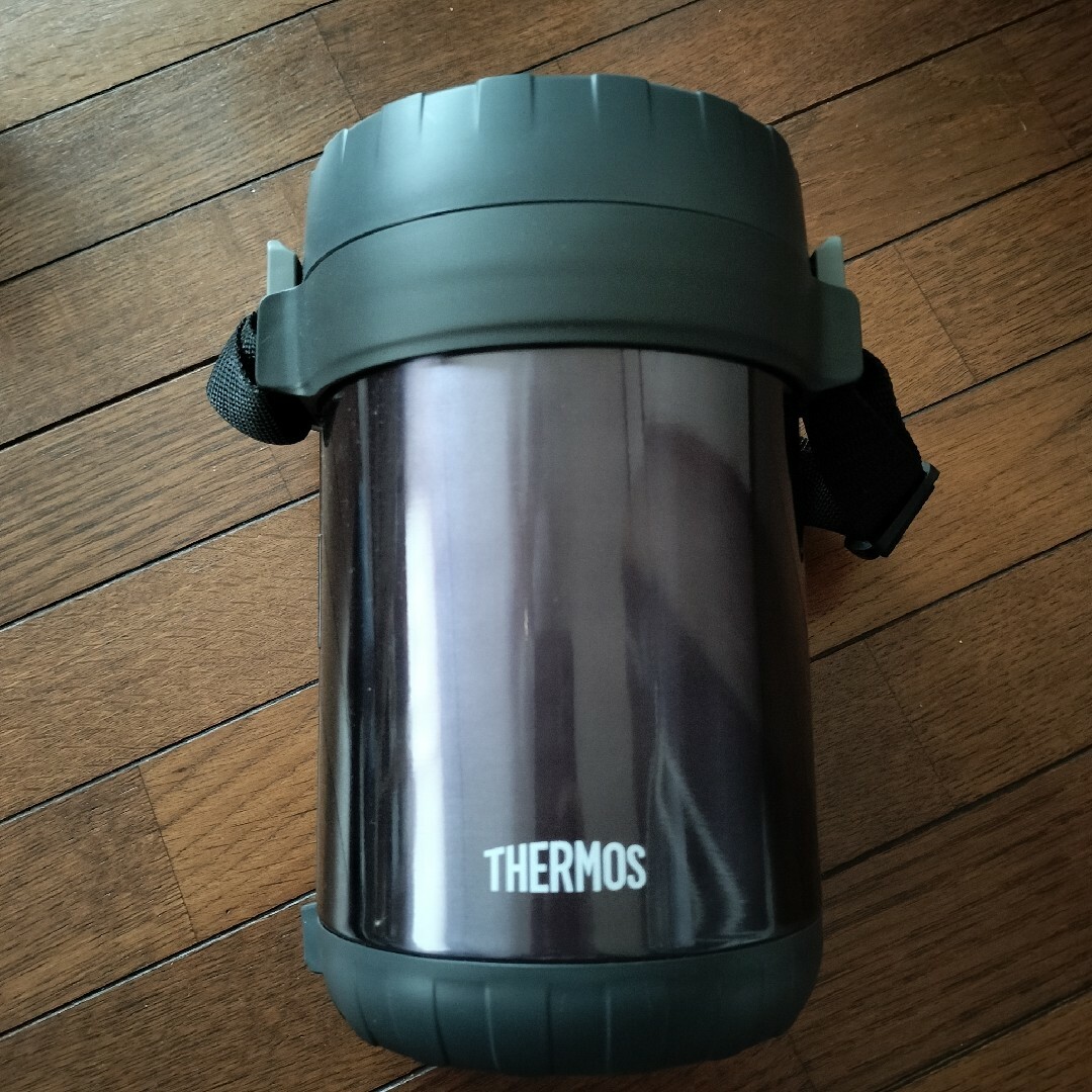 THERMOS(サーモス)のサーモス　お弁当箱　保温ランチボックス インテリア/住まい/日用品のキッチン/食器(弁当用品)の商品写真