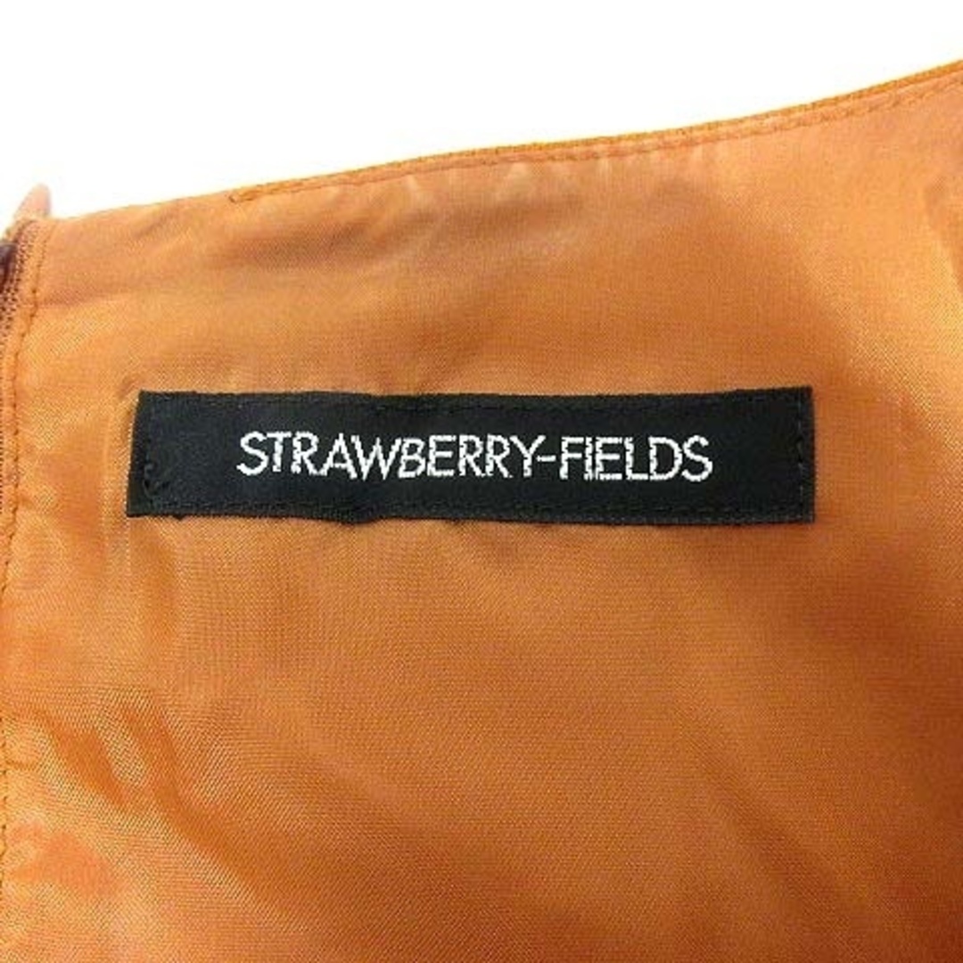 STRAWBERRY-FIELDS(ストロベリーフィールズ)のストロベリーフィールズ ワンピース プリーツ ひざ丈 長袖 ウール オレンジ レディースのワンピース(ひざ丈ワンピース)の商品写真