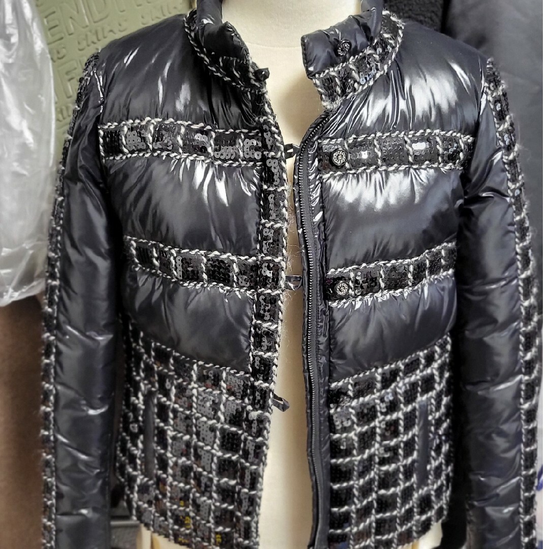CHANEL - シャネル ダウンジャケットの通販 by ジョーs shop CHANEL - シャネル ダウンジャケットの通販 by ジョーs shop