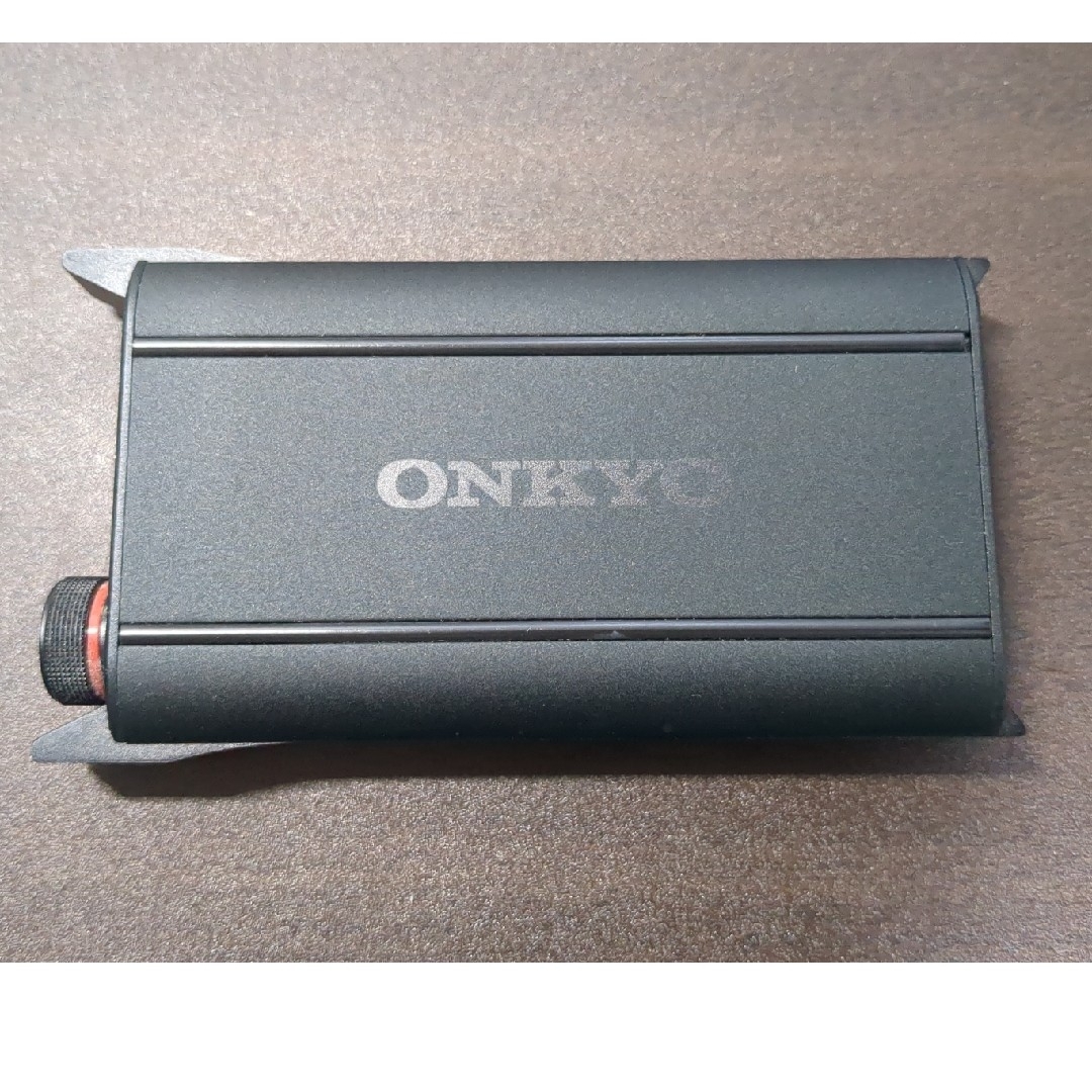 ONKYO(オンキヨー)のDAC-HA200　ポータブルヘッドホンアンプ スマホ/家電/カメラのオーディオ機器(ヘッドフォン/イヤフォン)の商品写真