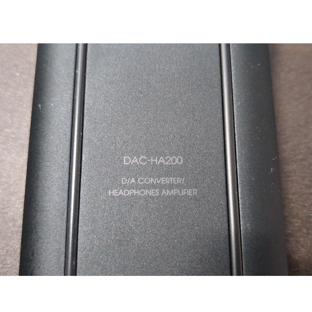 ONKYO(オンキヨー)のDAC-HA200　ポータブルヘッドホンアンプ スマホ/家電/カメラのオーディオ機器(ヘッドフォン/イヤフォン)の商品写真