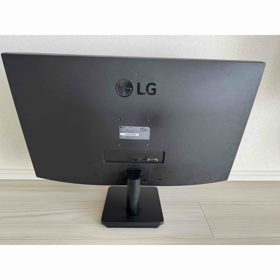 LG Electronics(エルジーエレクトロニクス)の27インチ　LG モニター　27MP400-B スマホ/家電/カメラのPC/タブレット(ディスプレイ)の商品写真
