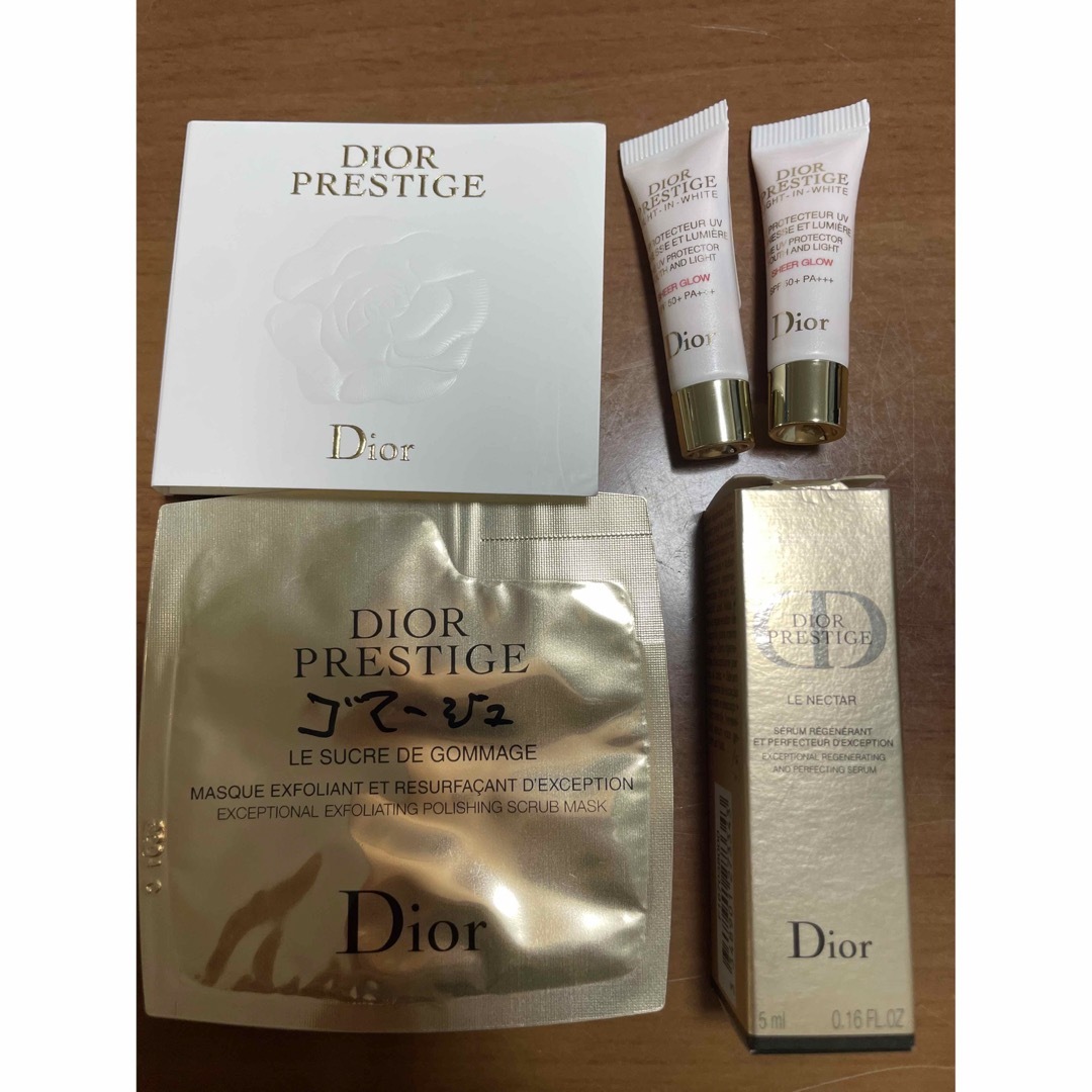 Dior(ディオール)のDIOR プレステージ　試供品 コスメ/美容のキット/セット(サンプル/トライアルキット)の商品写真