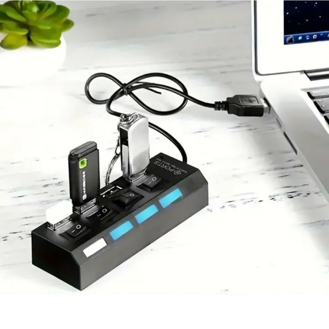 4 ポート LED USB 2.0 アダプタハブ電源オン/オフスイッチ スマホ/家電/カメラのPC/タブレット(PC周辺機器)の商品写真
