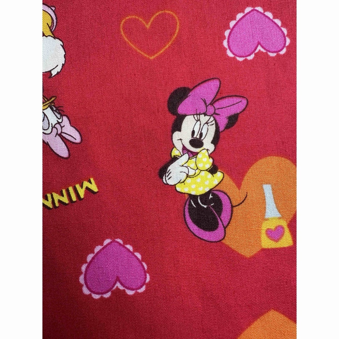 Disney(ディズニー)のミニー　デイジー　はぎれ ハンドメイドの素材/材料(生地/糸)の商品写真