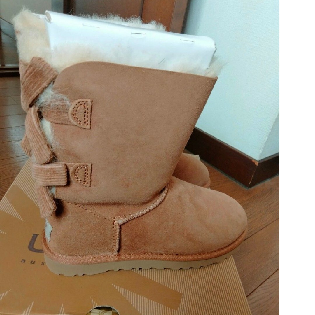 UGG(アグ)のSALE!!　新品未使用！ugg　ブーツ レディースの靴/シューズ(ブーツ)の商品写真