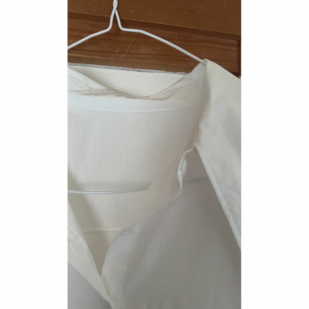 体型カバー シャツ ホワイト L オーバーシャツ 無地 長袖 大きいサイズ レディースのトップス(シャツ/ブラウス(長袖/七分))の商品写真