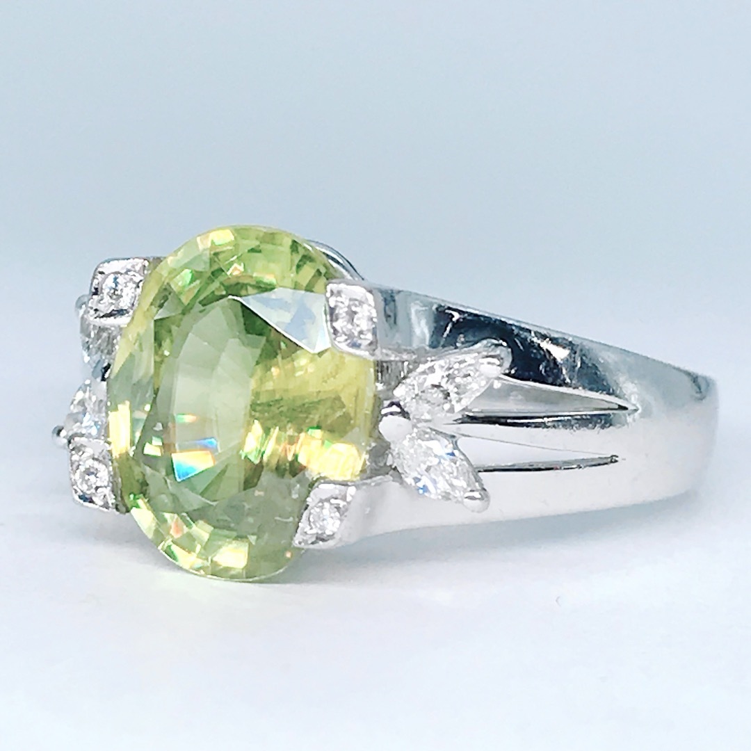 スフェーン 2.69ct ダイヤモンド 0.17ct K18WG 鑑別カード レディースのアクセサリー(リング(指輪))の商品写真