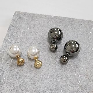 デザインピアス パール ブラックメタル調(ピアス)