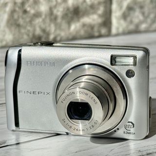 フジフイルム(富士フイルム)の富士フイルム「FinePix F」F40FD(コンパクトデジタルカメラ)