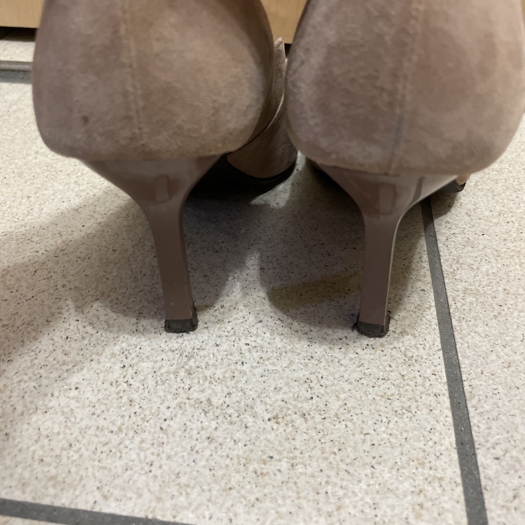 STRAWBERRY-FIELDS(ストロベリーフィールズ)のストロベリーフィールズ スエードパンプス レディースの靴/シューズ(ハイヒール/パンプス)の商品写真