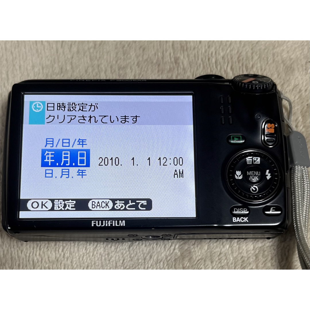 富士フイルム(フジフイルム)の富士フイルム　デジタルカメラ　FINEPIX F300EXR ブラック  スマホ/家電/カメラのカメラ(コンパクトデジタルカメラ)の商品写真