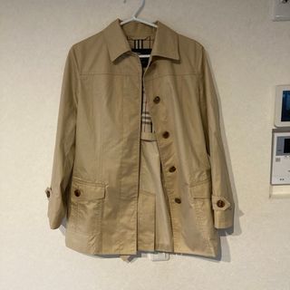 バーバリー(BURBERRY)のBurberry トレンチコート(トレンチコート)