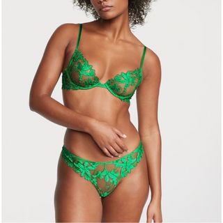 ヴィクトリアズシークレット(Victoria's Secret)の新品　サテン Ziggy Glam  ソングショーツ　3枚セット(ショーツ)