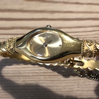 ヴィヴィアンウエストウッド(Vivienne Westwood)のヴィヴィアンウエストウッド 腕時計 稼働品 スイス製 ゴールド(腕時計)