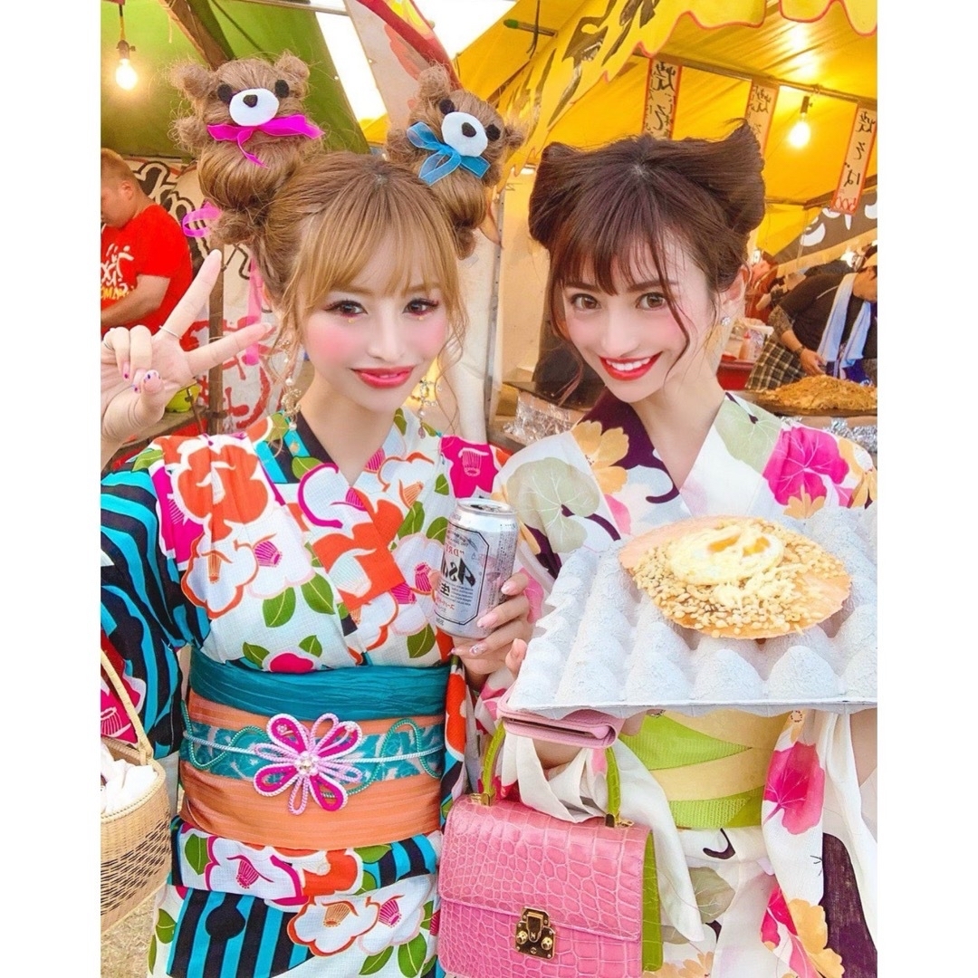 川栄李奈 紅梅織り浴衣 ストライプと椿 黒×水色 レディース 花柄浴衣 | フリマアプリ ラクマ