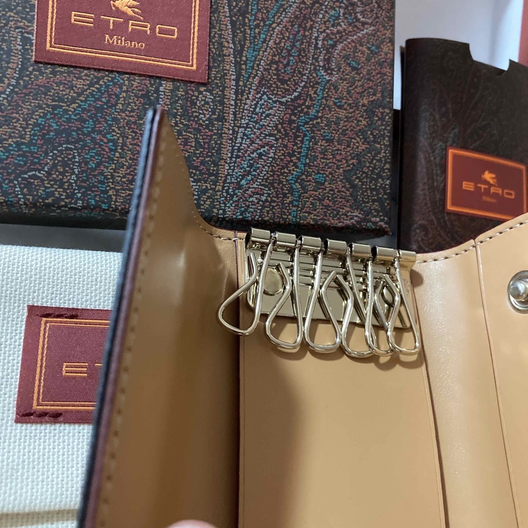 ETRO(エトロ)の🤲購入申請致しました。⭐️はる様専用です⭐️エトロキーケース新品⭐️ レディースのファッション小物(キーケース)の商品写真