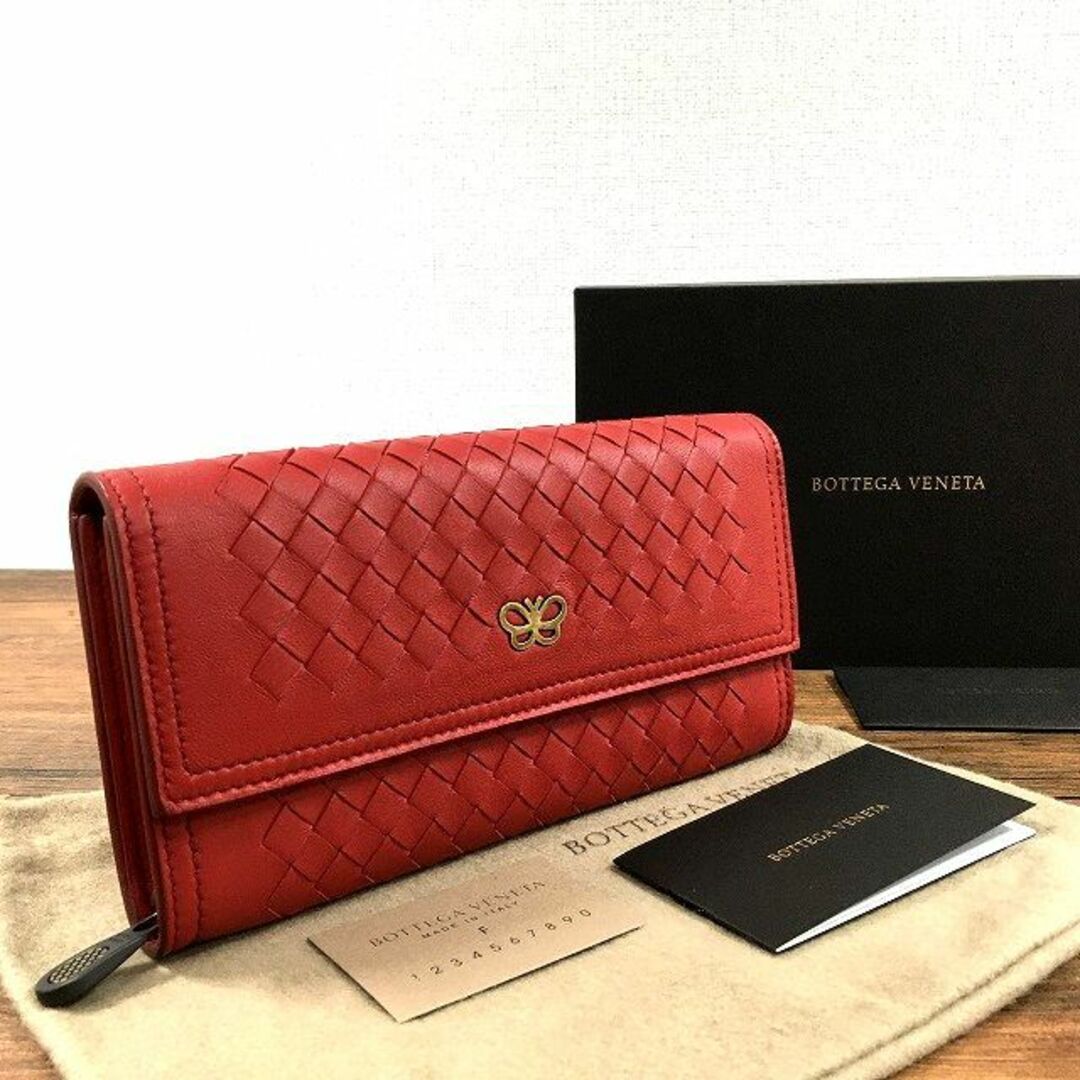 Bottega Veneta(ボッテガヴェネタ)の極美品 BOTTEGAVENETA 長財布 蝶々 レッド 305 レディースのファッション小物(財布)の商品写真