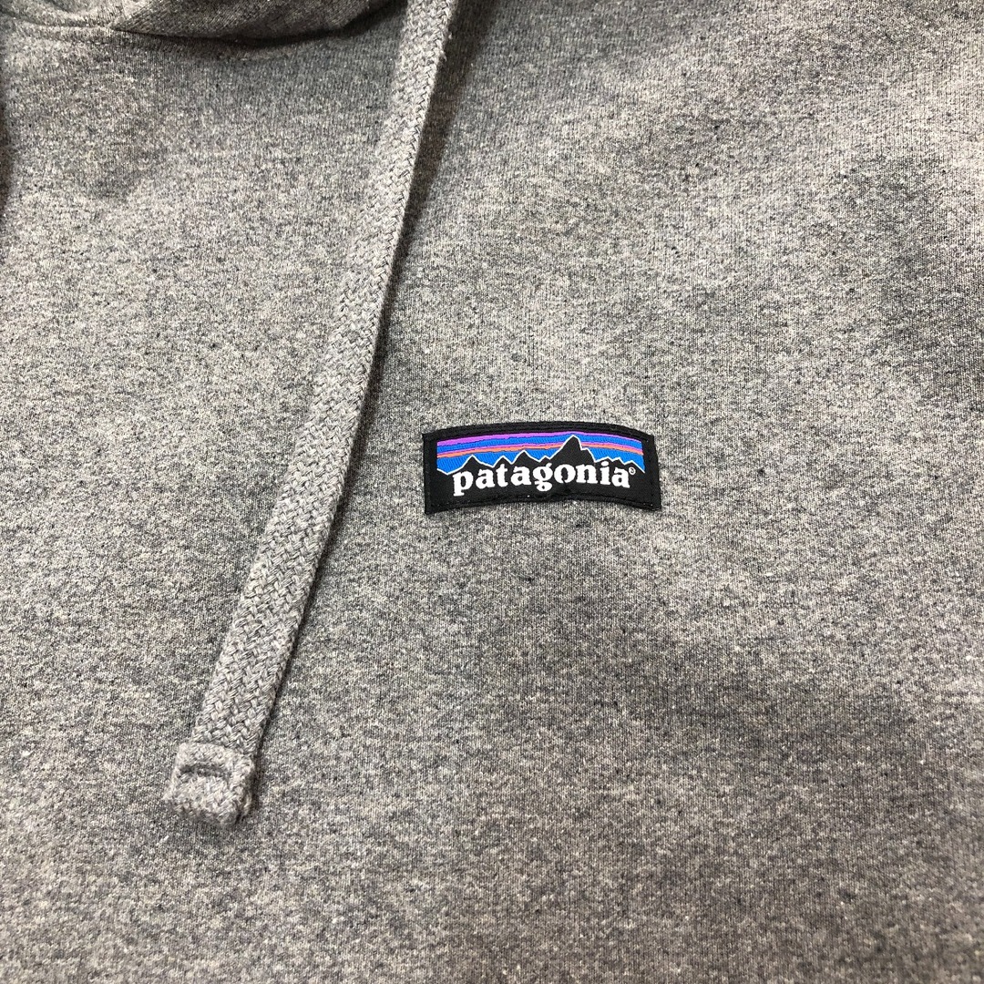 patagonia(パタゴニア)の□□Patagonia パタゴニア パーカー Mサイズ 39611SP21 グレー メンズのトップス(パーカー)の商品写真