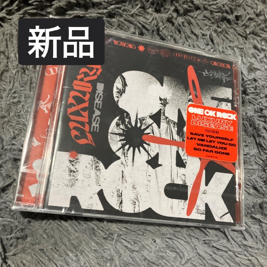 ONE OK ROCK(ワンオクロック)の新品「Luxury Disease」 ONE OK ROCK 輸入盤 ワンオク　 エンタメ/ホビーのCD(ポップス/ロック(邦楽))の商品写真