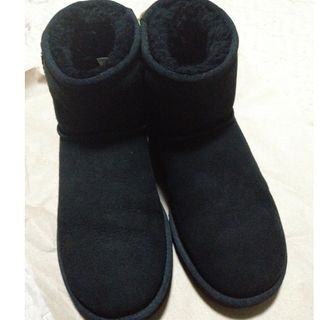 アグ(UGG)のアグムートンブーツミニ ブラック(ブーツ)