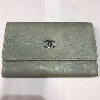 シャネル(CHANEL)のRR951 シャネル　二つ折り財布　カメリアレザー　ライトブルー(財布)