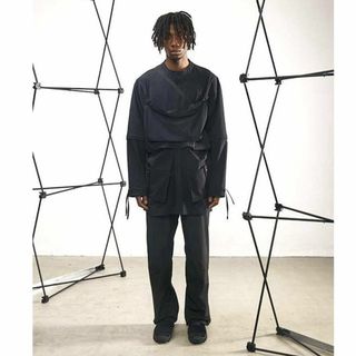 ホワイトマウンテニアリング(WHITE MOUNTAINEERING)の新古品ARCHIVALREINVENT変形脱着４WAYテックシャツ(シャツ)