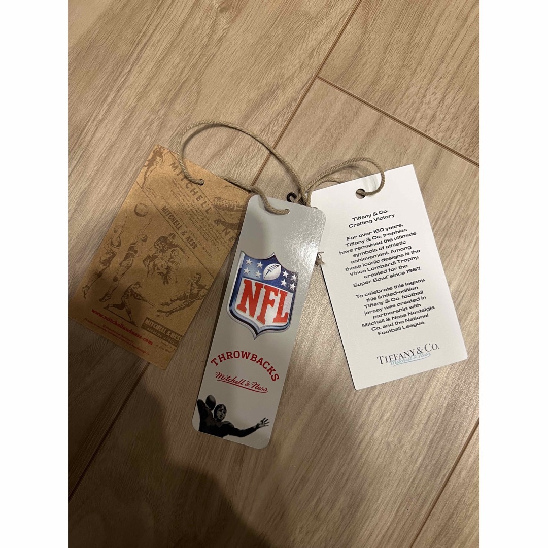 Tiffany & Co.(ティファニー)のTIFFANY × NFL × MITCHELL & NESS FOOTBALL メンズのトップス(Tシャツ/カットソー(半袖/袖なし))の商品写真