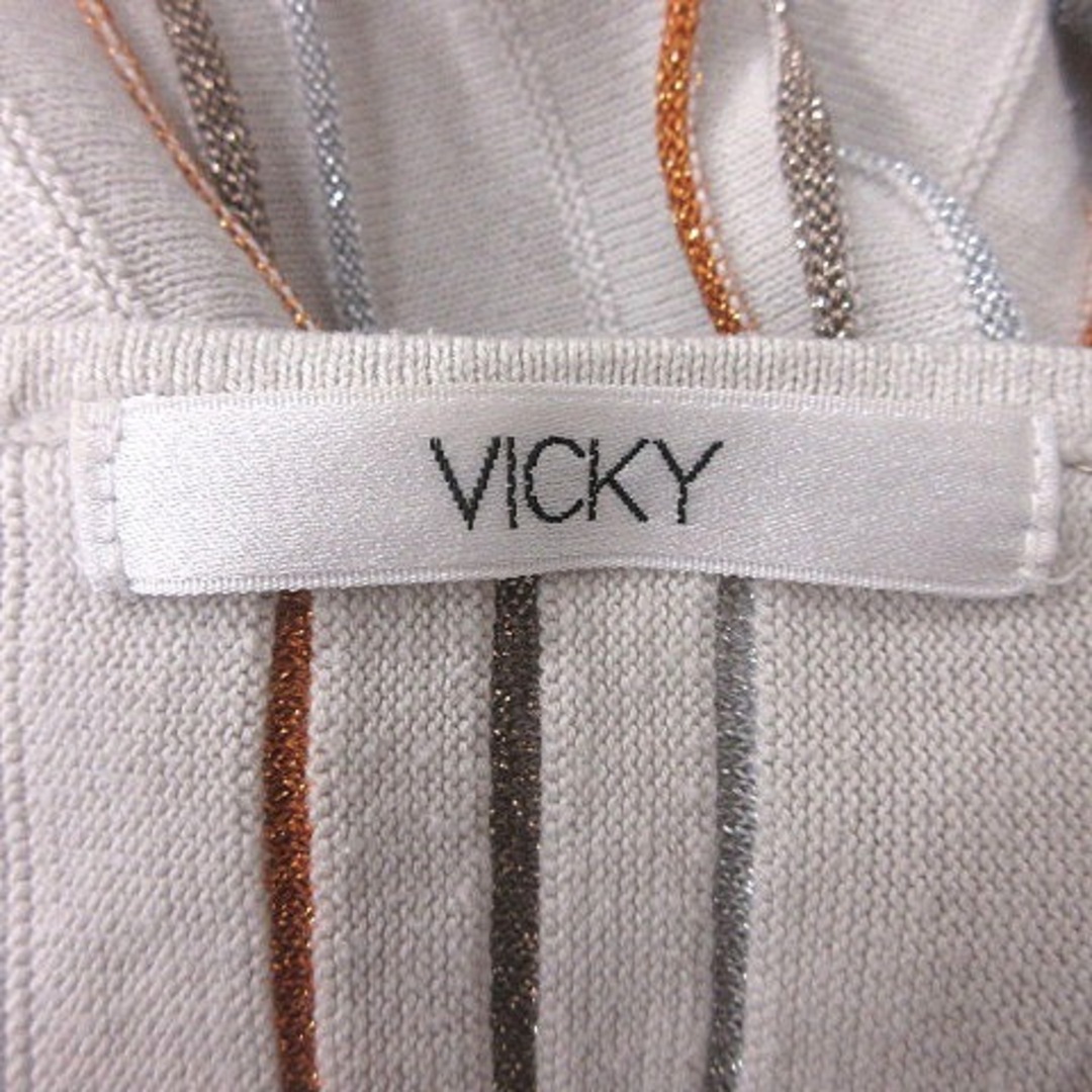 VICKY(ビッキー)のビッキー ニット カットソー Vネック ストライプ 長袖 2 ライトグレー 茶 レディースのトップス(ニット/セーター)の商品写真