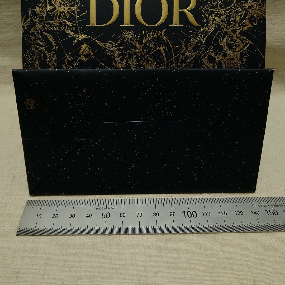 Christian Dior(クリスチャンディオール)のクリスチャンディオール　ショッパー　2022ホリデー限定 レディースのバッグ(ショップ袋)の商品写真