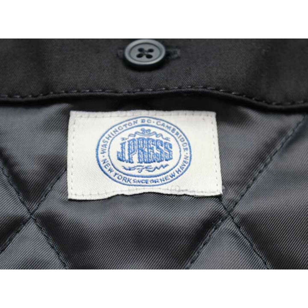 J.PRESS(ジェイプレス)の【新入荷!】◇Jプレス/J.PRESS◇120cm ライナー付コート 濃紺 2way フォーマル お受験 見学会 説明会 お稽古 お教室 通塾 通学 スクール 冠婚葬祭【中古】子供服 キッズ kids 男の子 130132 キッズ/ベビー/マタニティのキッズ服女の子用(90cm~)(ジャケット/上着)の商品写真